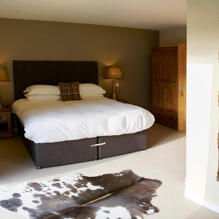 The Three Chimneys Country Pub Hotel Biddenden Buitenkant foto