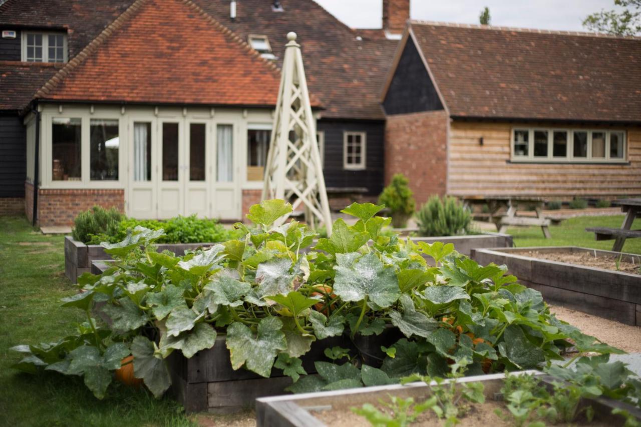 The Three Chimneys Country Pub Hotel Biddenden Buitenkant foto