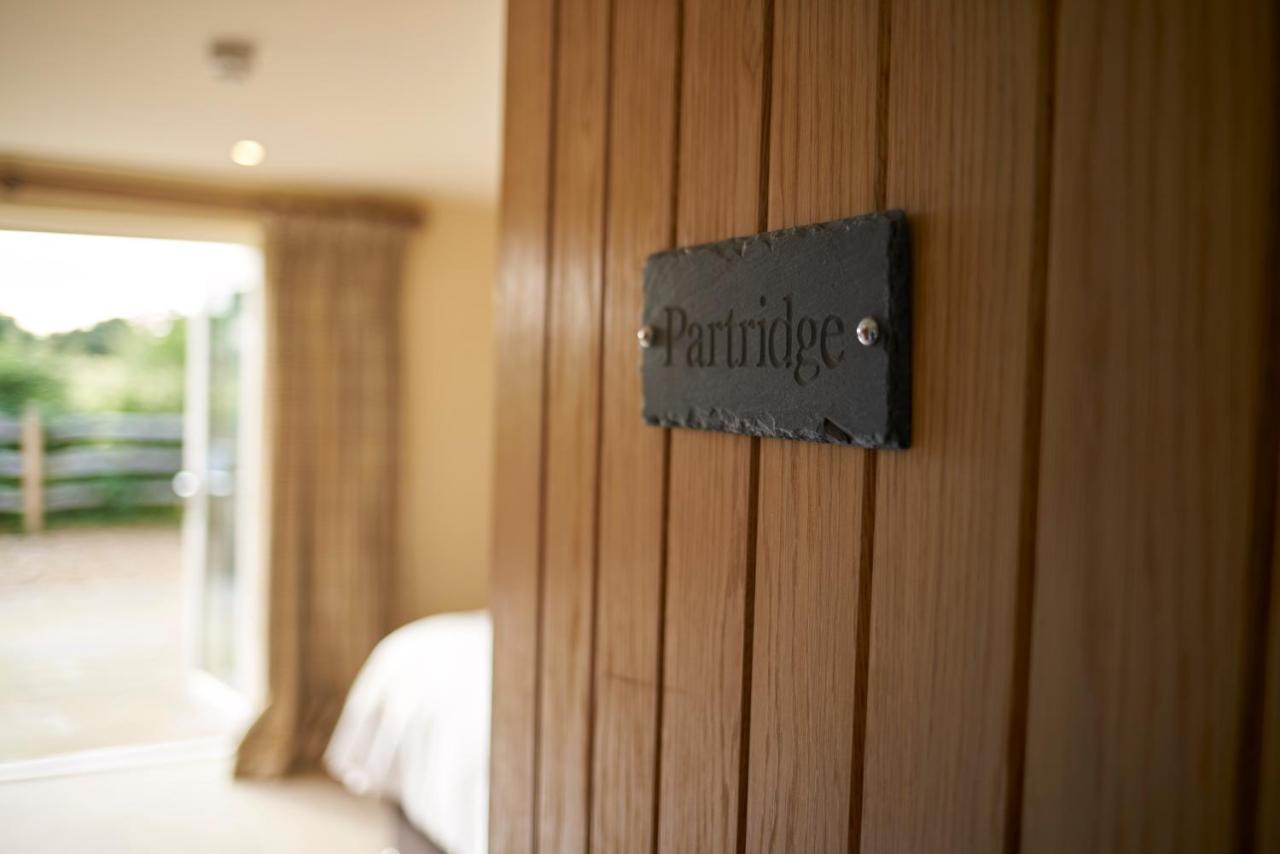 The Three Chimneys Country Pub Hotel Biddenden Buitenkant foto